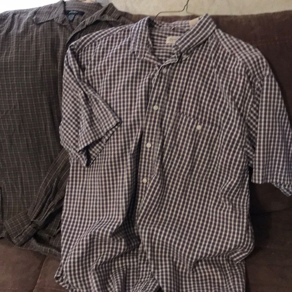 Bundle of 2 button ups
